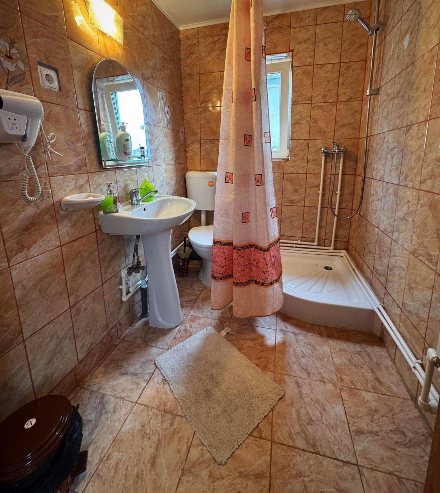 Casa Mary Hotell Haţeg Eksteriør bilde